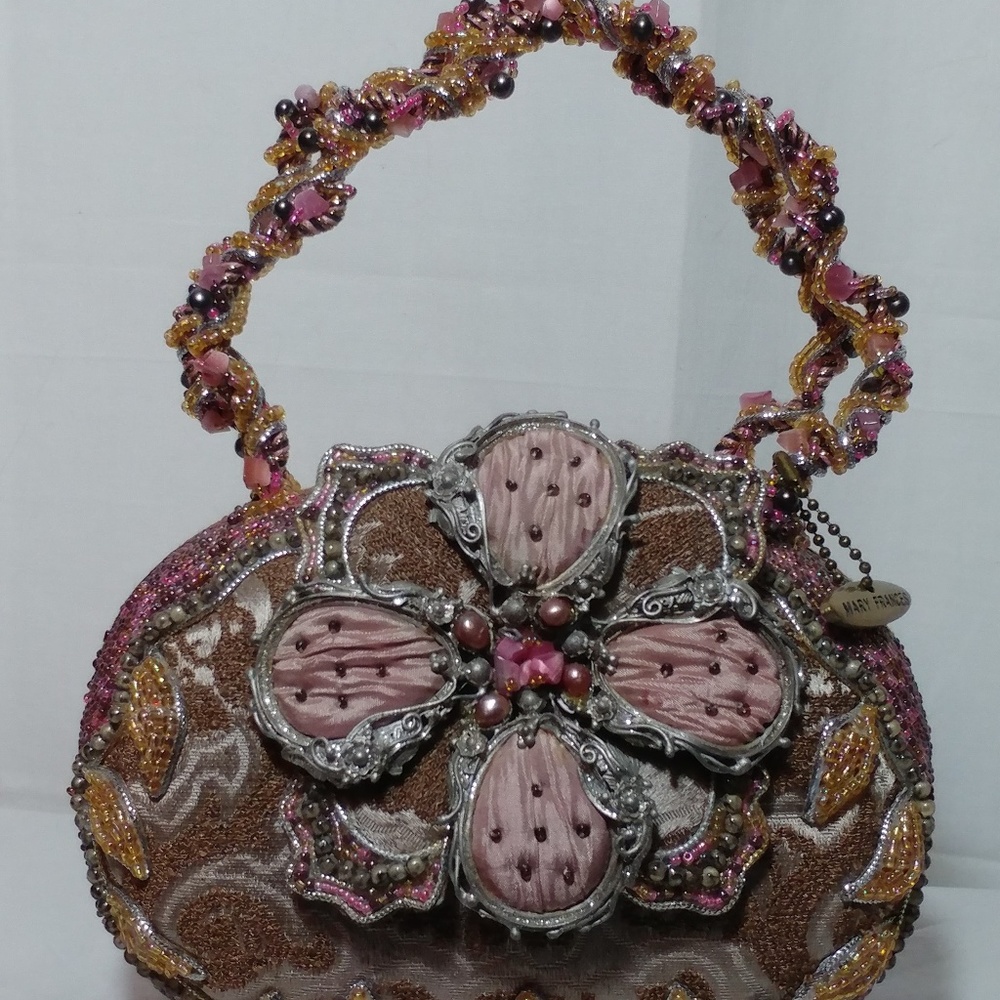 Gorgeous "Mary Frances" Purse
